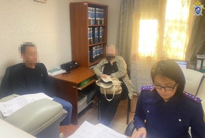В Яшкульском районе возбуждено уголовное дело в отношении бывшего сотрудника исправительного учреждения, подозреваемого в получении взятки