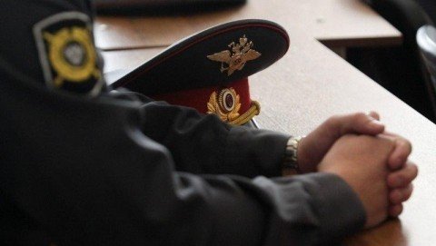 За прошедшие сутки сотрудниками полиции Яшкульского района пресечены два факта незаконного оборота наркотических средств